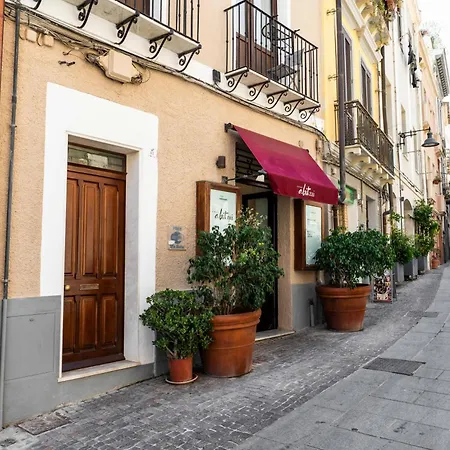 Two Charming House * Cagliari