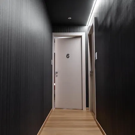 Two Charming House * קליארי